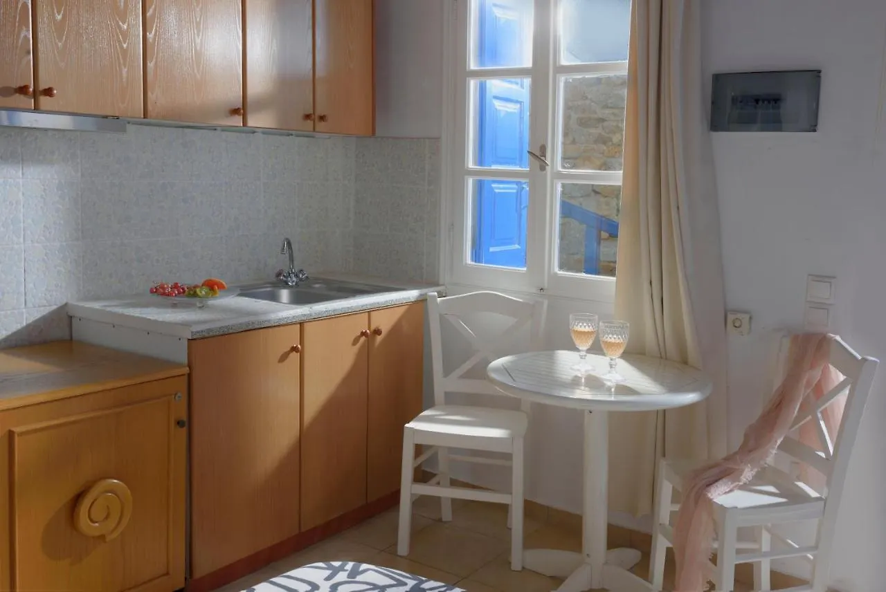 Adonis Rooms Kalo Livadi